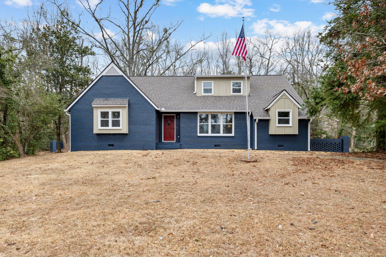 617 Mayes Way
